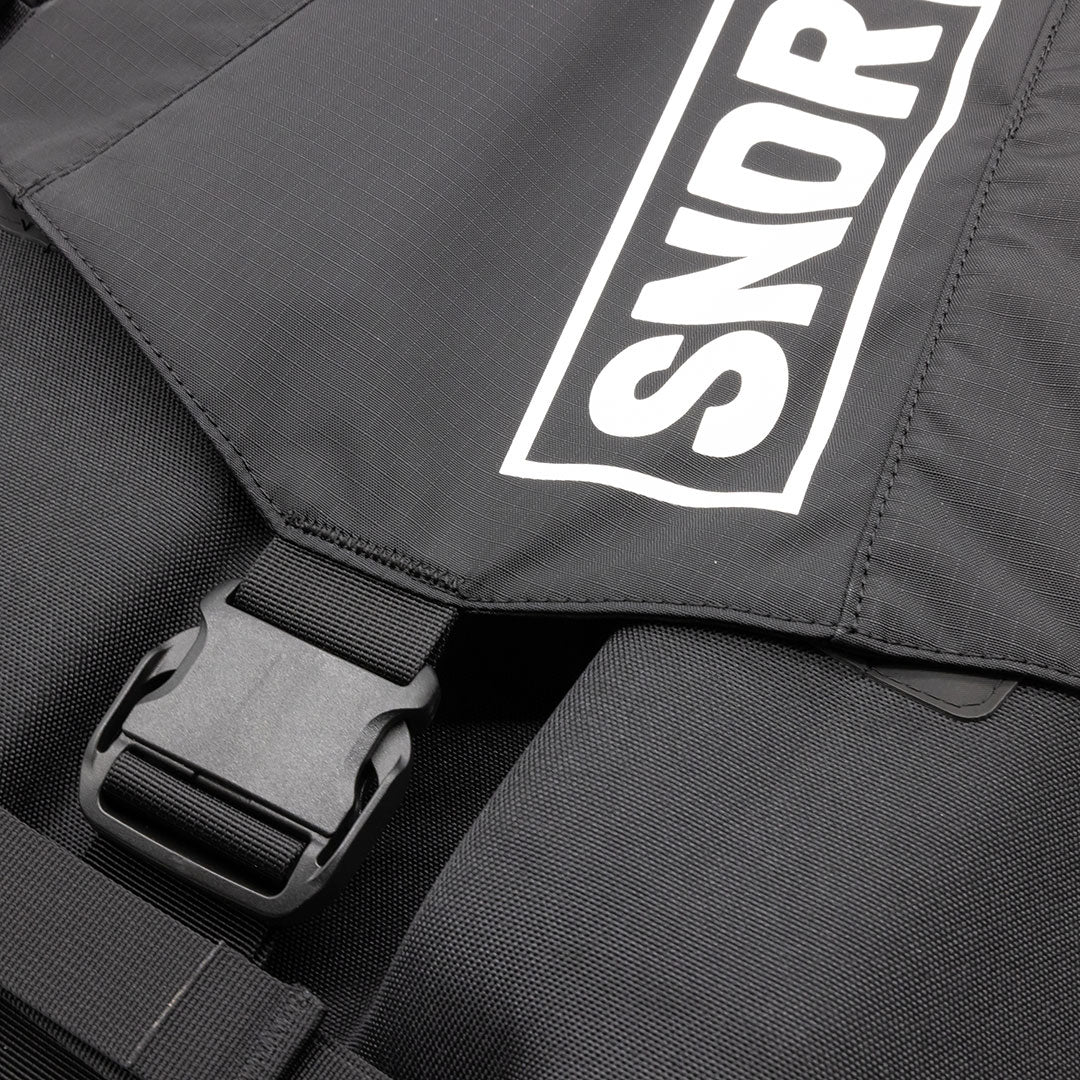 Quick-Release Tunnel Bag